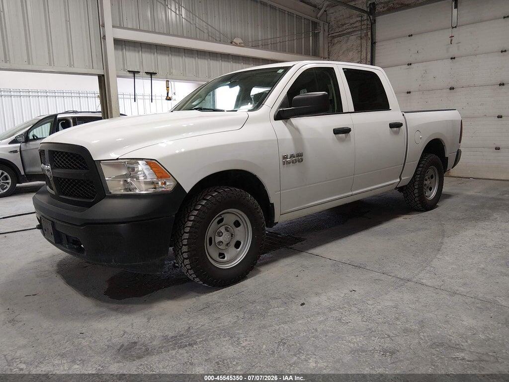 1C6RR7KG3JS293129 2018 RAM 1500 photo no. 2