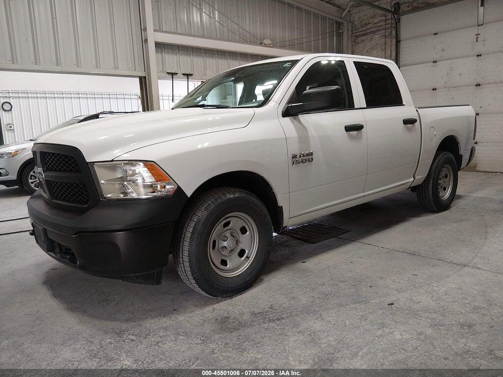 1C6RR7KG3JS300497 2018 RAM 1500 photo no. 2
