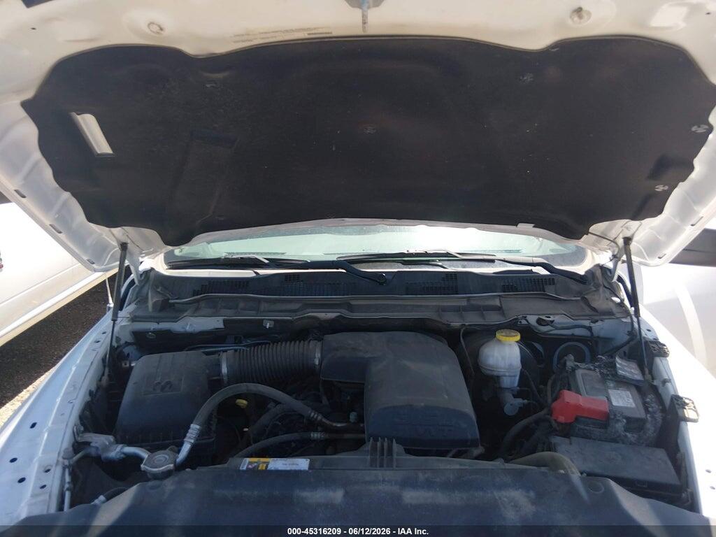 1C6RR7KG0JS286509 2018 RAM 1500 photo no. 10