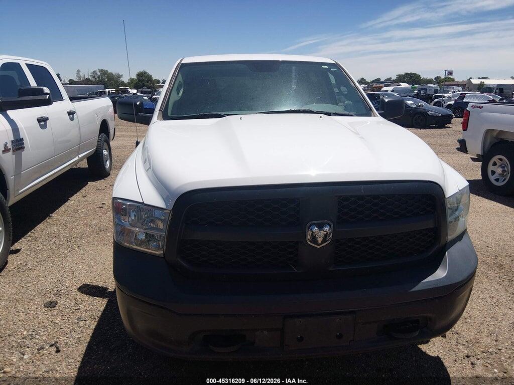 1C6RR7KG0JS286509 2018 RAM 1500 photo no. 12