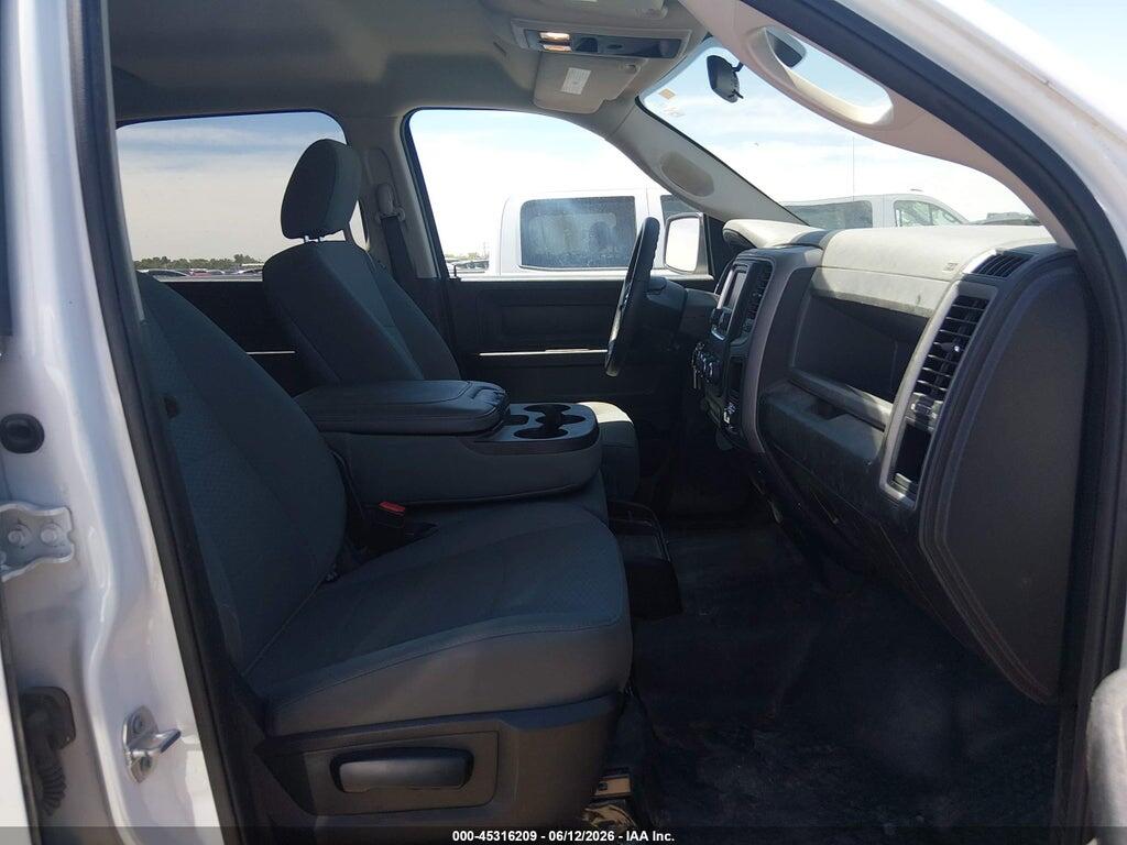 1C6RR7KG0JS286509 2018 RAM 1500 photo no. 5