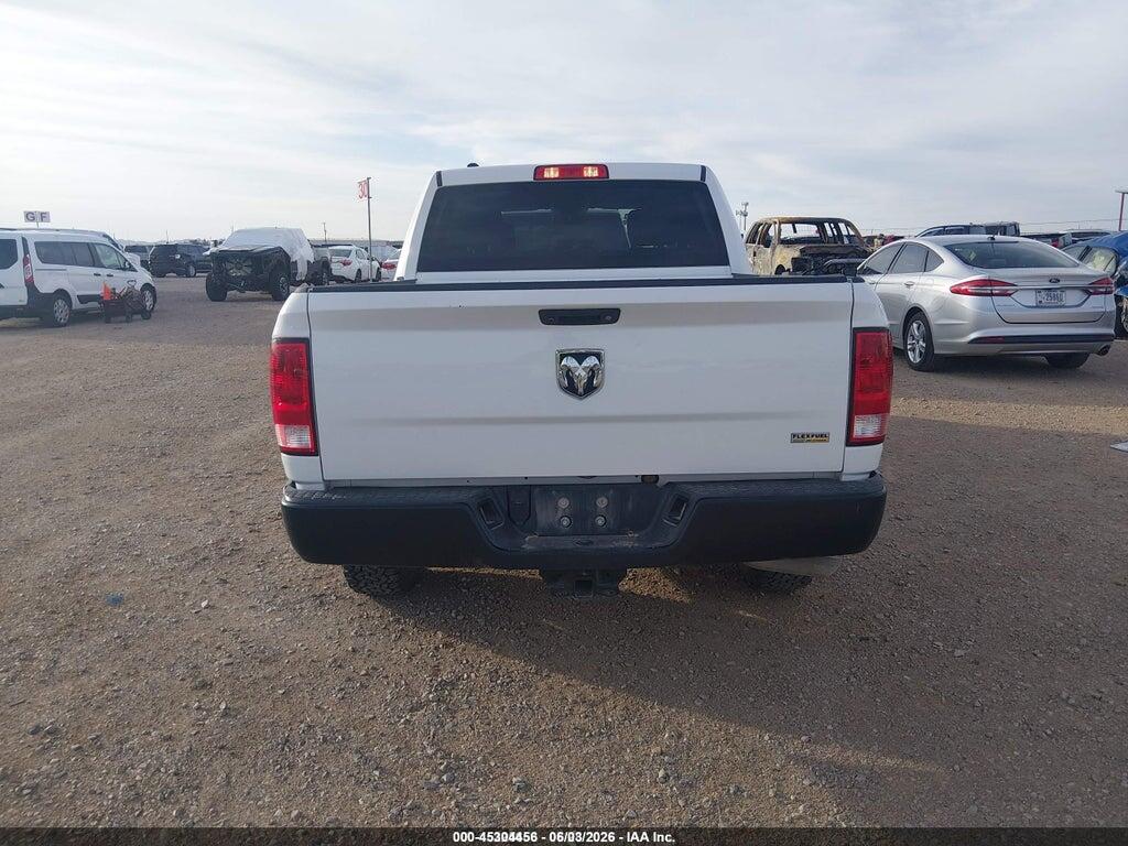 1C6RR6KG4JS303628 2018 RAM 1500 photo no. 9