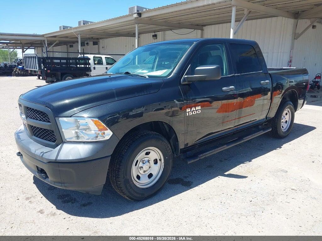 1C6RR7KG7JS286524 2018 RAM 1500 photo no. 2