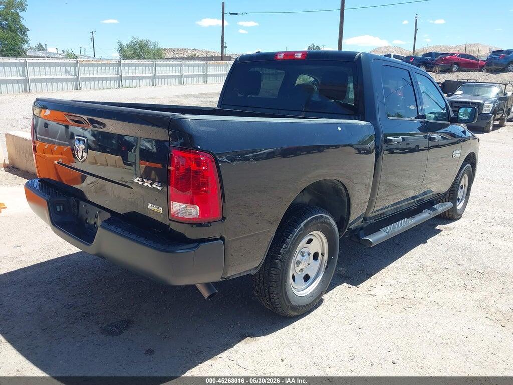 1C6RR7KG7JS286524 2018 RAM 1500 photo no. 4