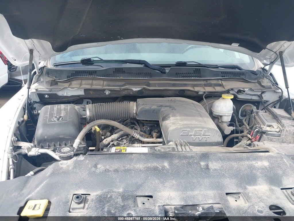 1C6RR7KG9JS286508 2018 RAM 1500 photo no. 10