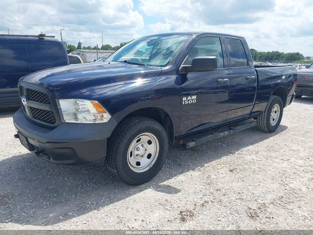 1C6RR7FG4JS326097 2018 RAM 1500 photo no. 2