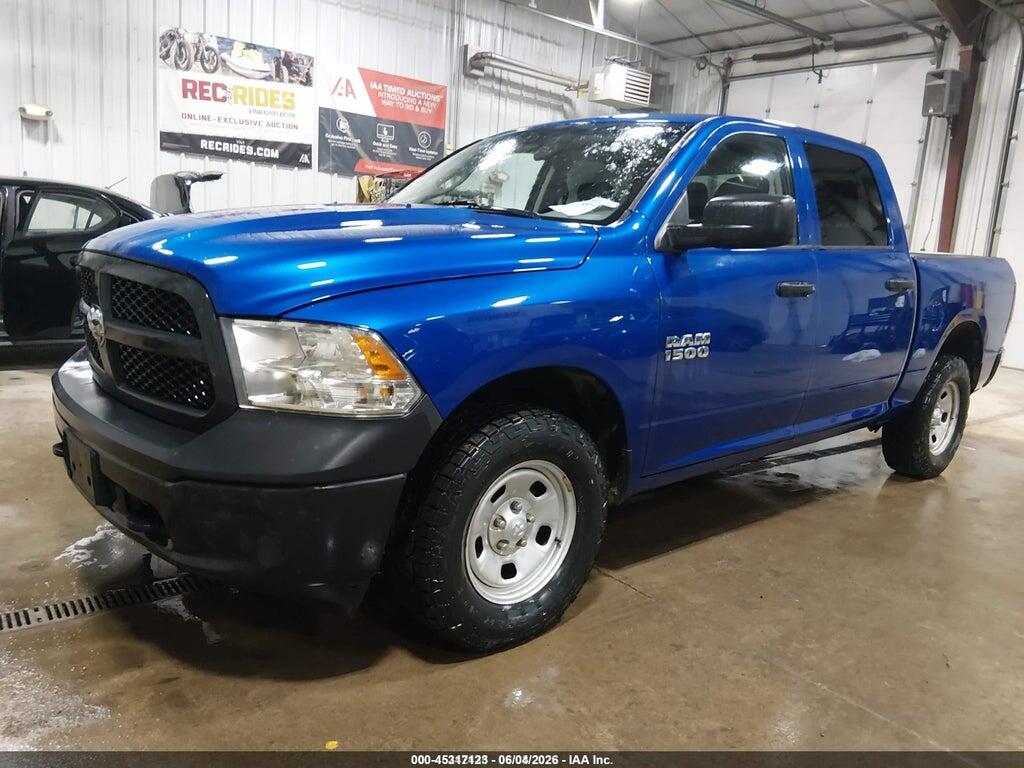 1C6RR7KG1JS300482 2018 RAM 1500 photo no. 2