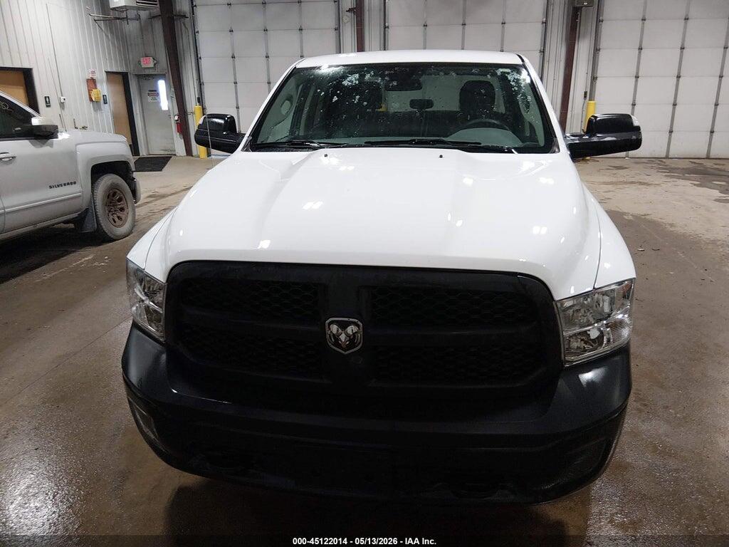 1C6RR7KG0JS106185 2018 RAM 1500 photo no. 11