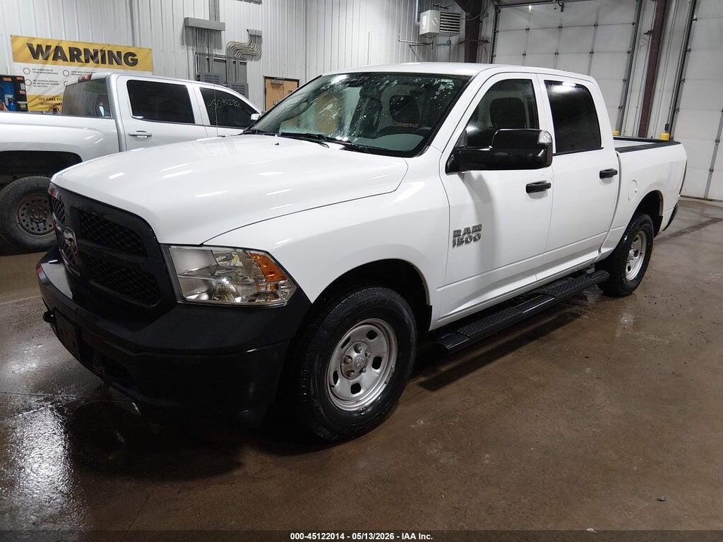 1C6RR7KG0JS106185 2018 RAM 1500 photo no. 2
