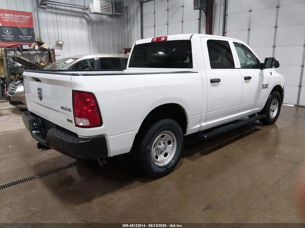 1C6RR7KG0JS106185 2018 RAM 1500 photo no. 4