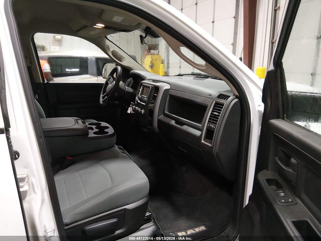 1C6RR7KG0JS106185 2018 RAM 1500 photo no. 5