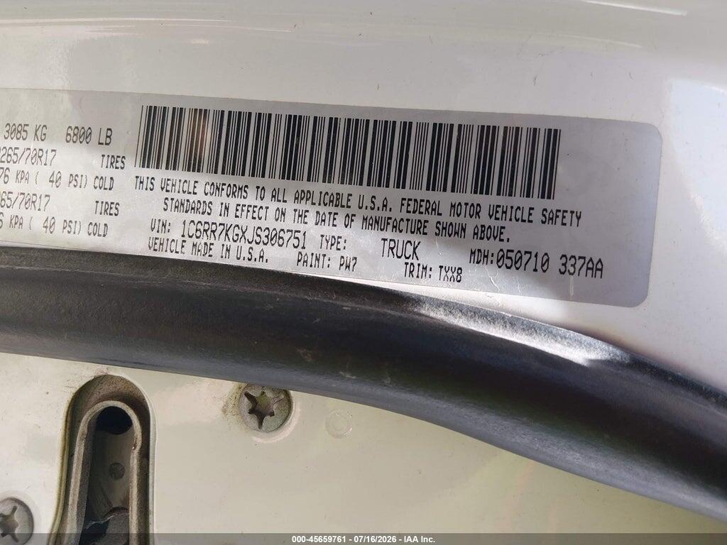 1C6RR7KGXJS306751 2018 RAM 1500 photo no. 9
