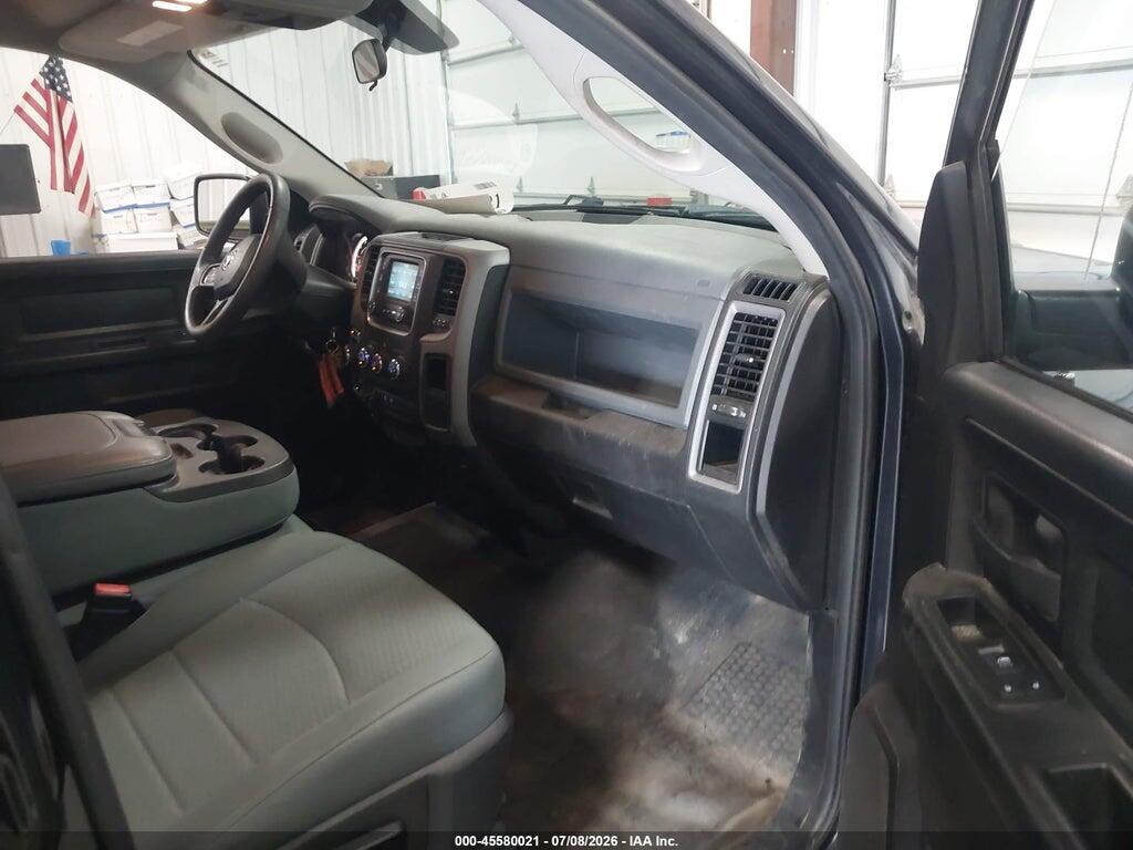1C6RR7KG2JS306744 2018 RAM 1500 photo no. 5