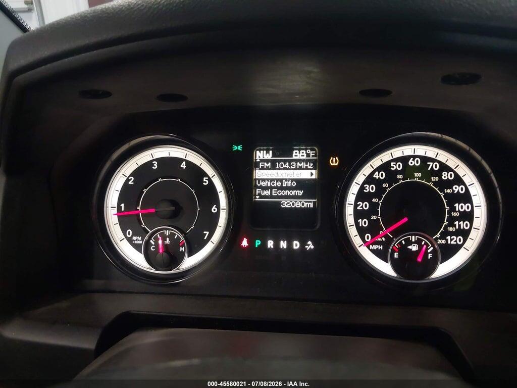 1C6RR7KG2JS306744 2018 RAM 1500 photo no. 7