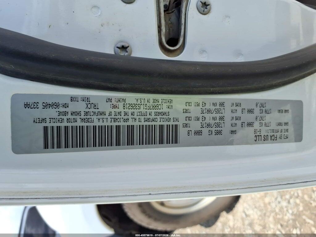 1C6RR7FG1JS326218 2018 RAM 1500 photo no. 9