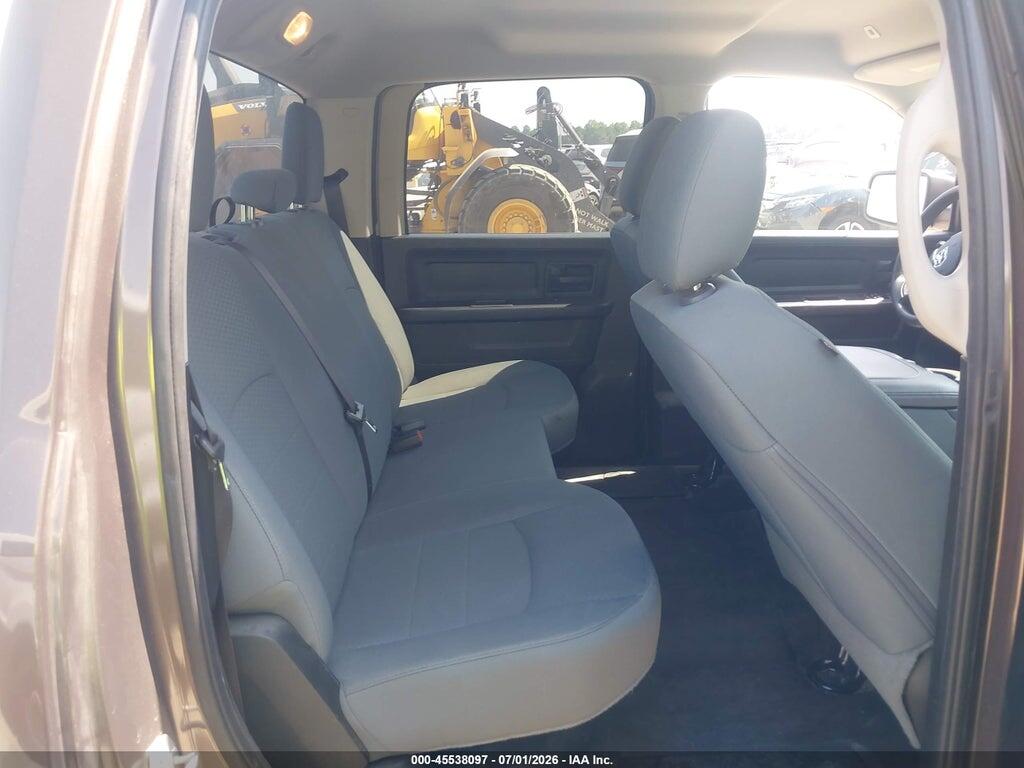 1C6RR7KG5JS306740 2018 RAM 1500 photo no. 8