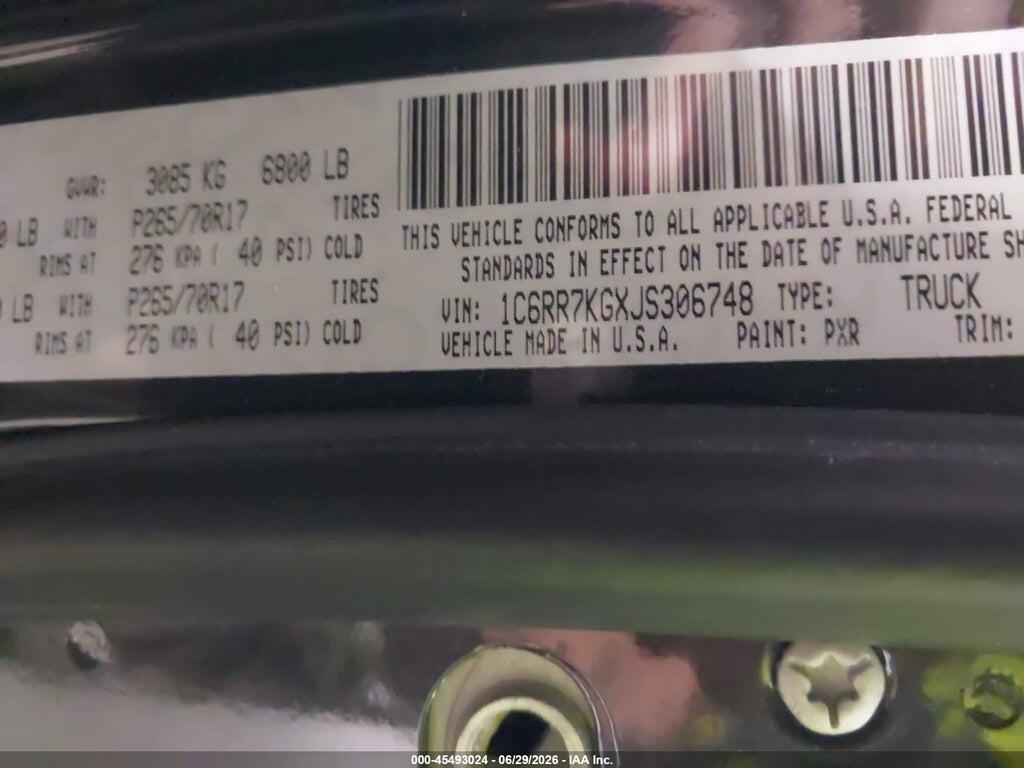 1C6RR7KGXJS306748 2018 RAM 1500 photo no. 9