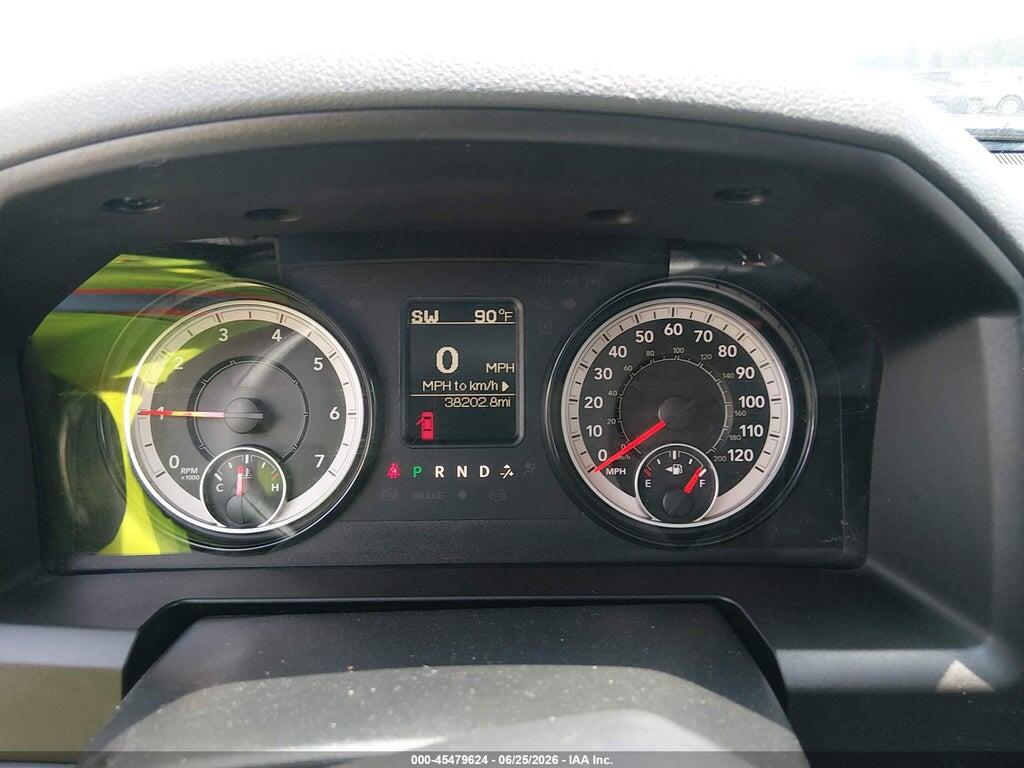 1C6RR7KG5JS306754 2018 RAM 1500 photo no. 7