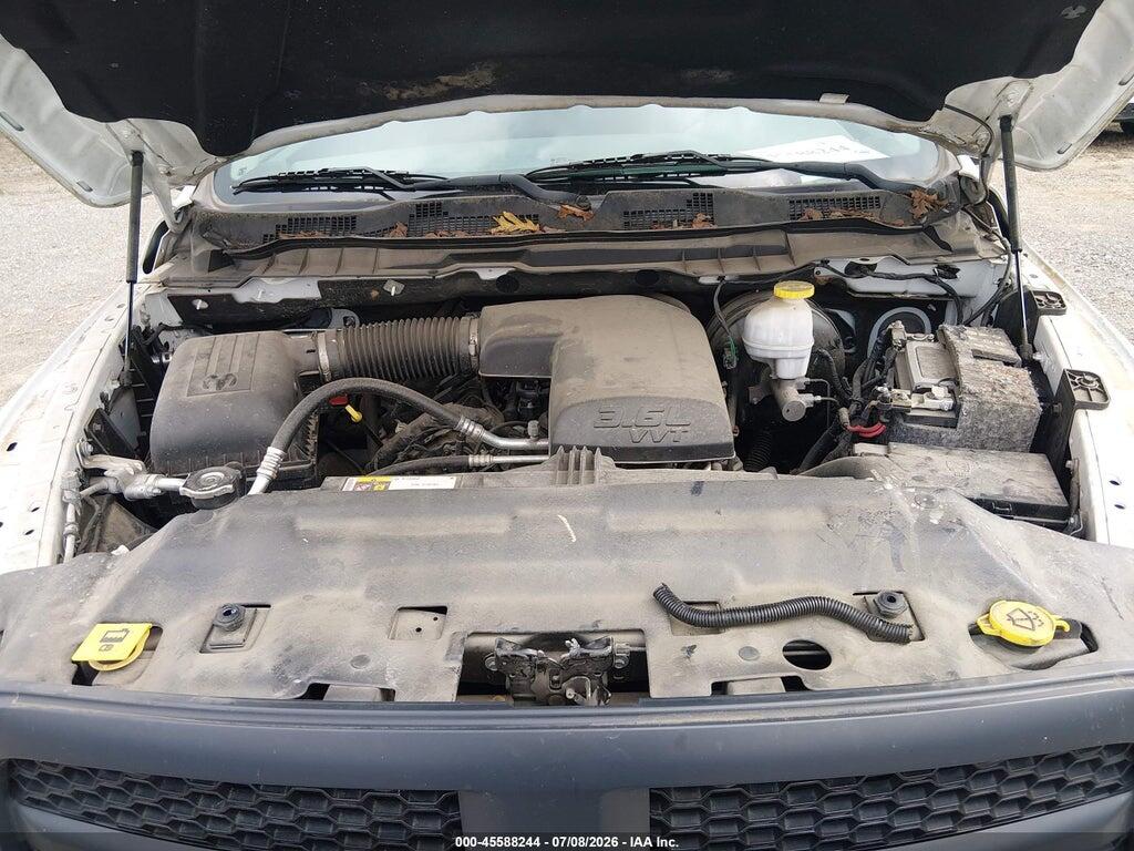 1C6RR6FG3JS303601 2018 RAM 1500 photo no. 10