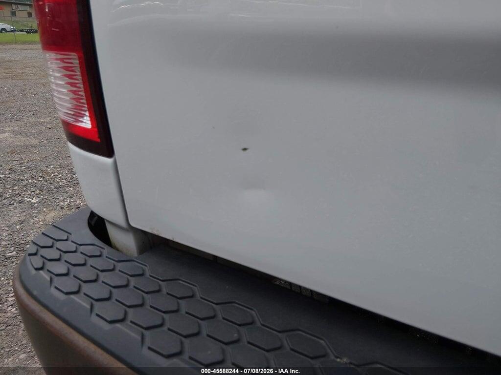 1C6RR6FG3JS303601 2018 RAM 1500 photo no. 12