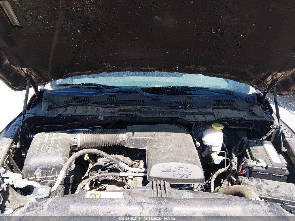 1C6RR7KG6JS323112 2018 RAM 1500 photo no. 10