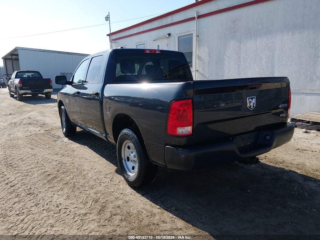 1C6RR7KG7JS319084 2018 RAM 1500 photo no. 3