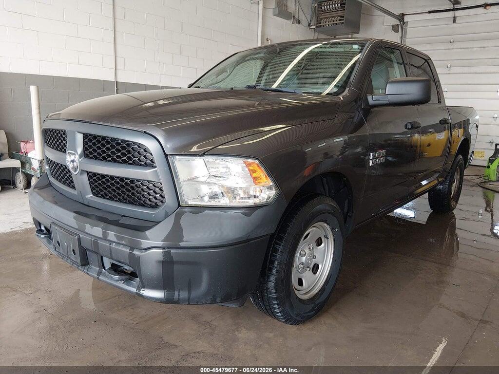 1C6RR7KG2JS177856 2018 RAM 1500 photo no. 2