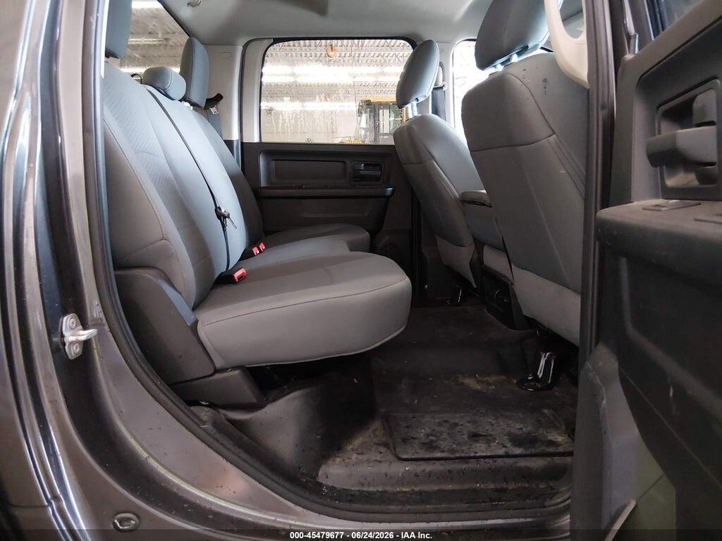 1C6RR7KG2JS177856 2018 RAM 1500 photo no. 8