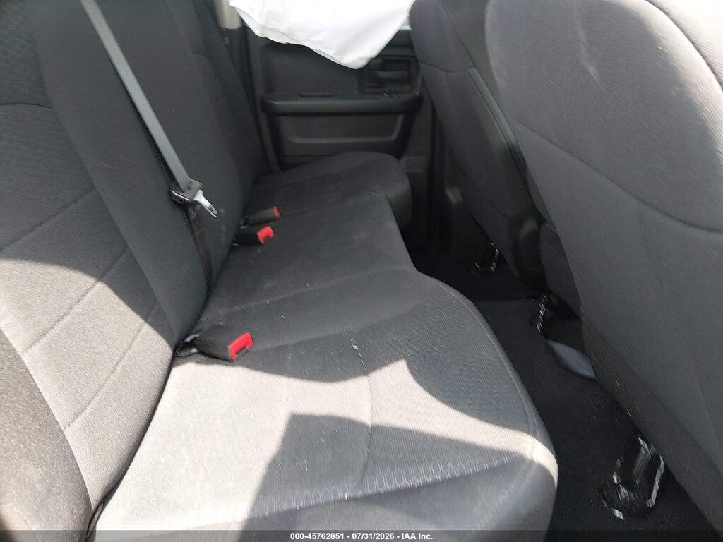 1C6RR6FG6JS340268 2018 RAM 1500 photo no. 8