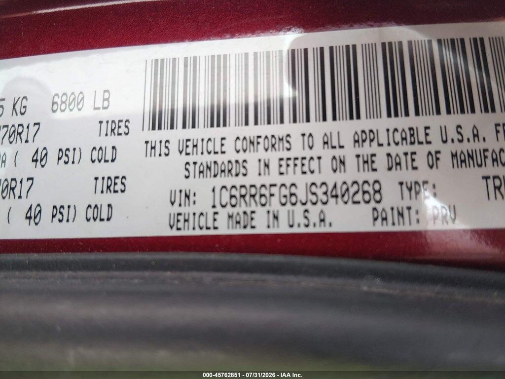 1C6RR6FG6JS340268 2018 RAM 1500 photo no. 9