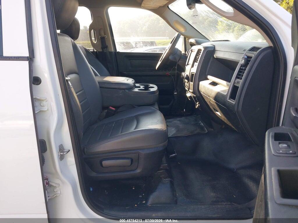 1C6RR6FG8JS229592 2018 RAM 1500 photo no. 5