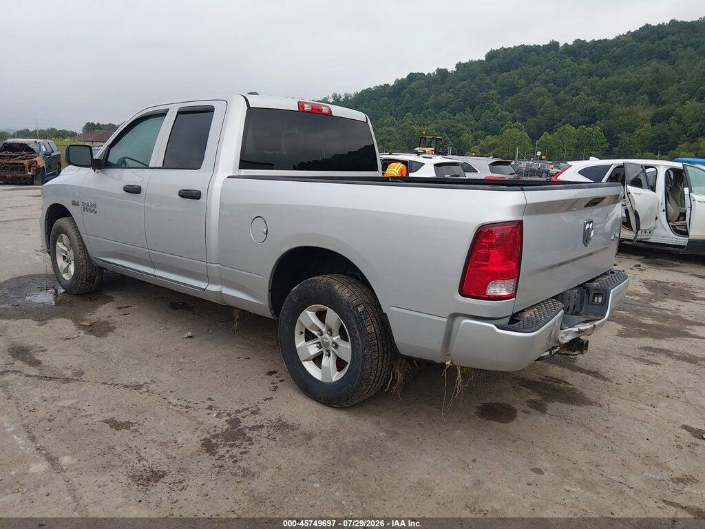 1C6RR7FTXJS351096 2018 RAM 1500 photo no. 3