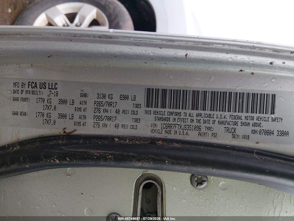 1C6RR7FTXJS351096 2018 RAM 1500 photo no. 9