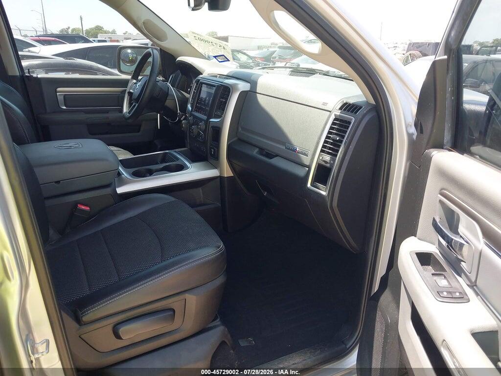 1C6RR6LT5JS244813 2018 RAM 1500 photo no. 5