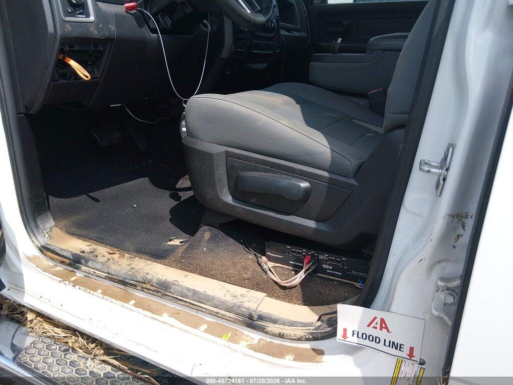 1C6RR7FT3JS328288 2018 RAM 1500 photo no. 6