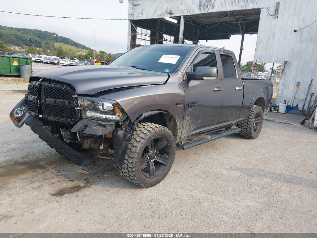 1C6RR7HT8JS175923 2018 RAM 1500 photo no. 2