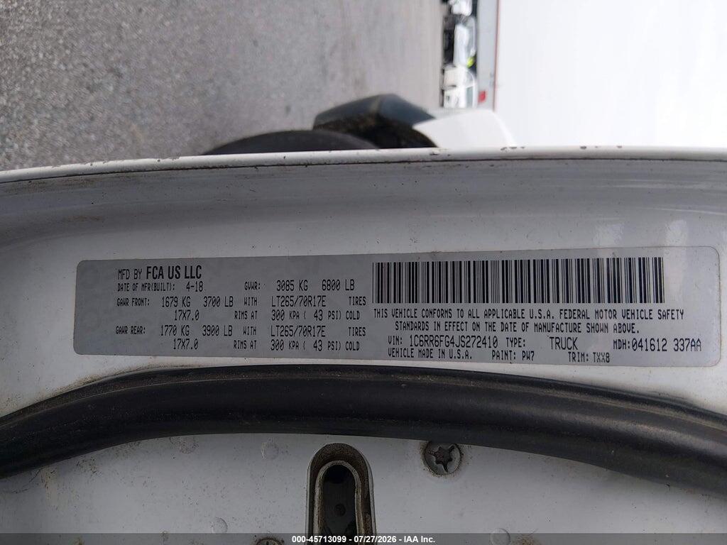 1C6RR6FG4JS272410 2018 RAM 1500 photo no. 9