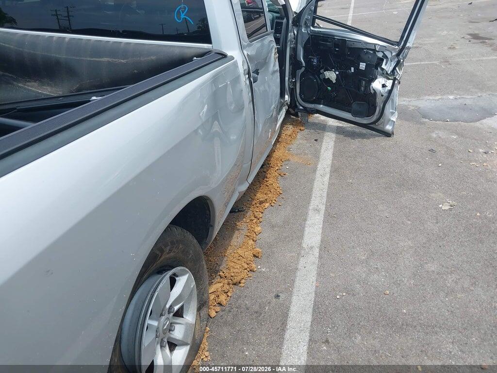 1C6RR6FG0JS239081 2018 RAM 1500 photo no. 6