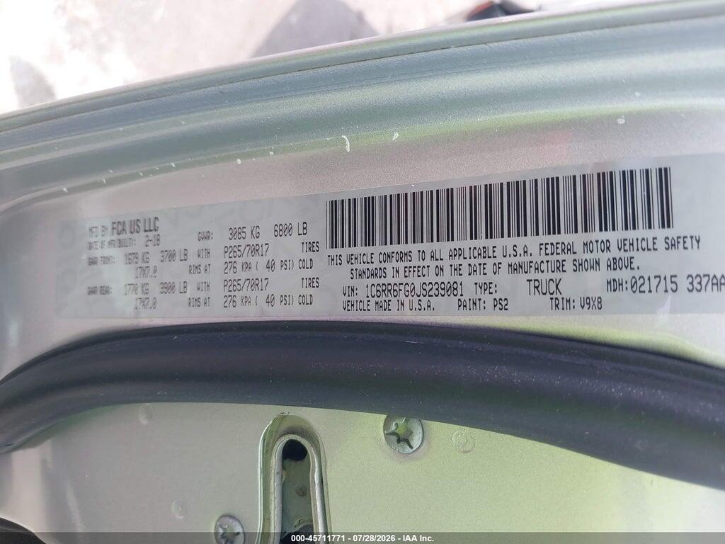 1C6RR6FG0JS239081 2018 RAM 1500 photo no. 9