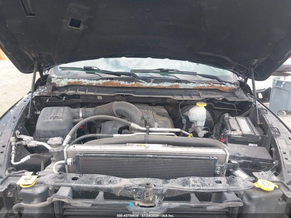 1C6RR7MT9JS156769 2018 RAM 1500 photo no. 10