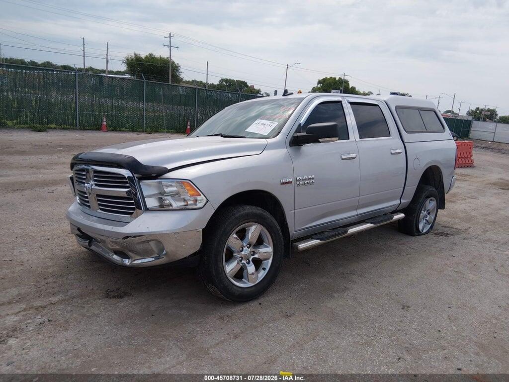 3C6RR7LT0JG131137 2018 RAM 1500 photo no. 2