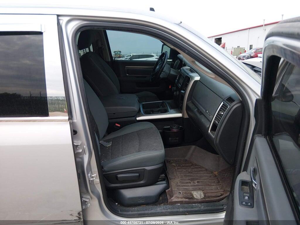 3C6RR7LT0JG131137 2018 RAM 1500 photo no. 5