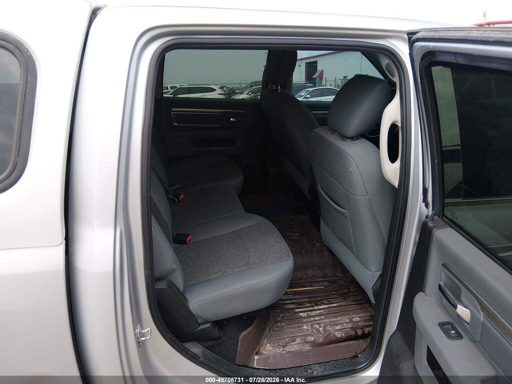 3C6RR7LT0JG131137 2018 RAM 1500 photo no. 8