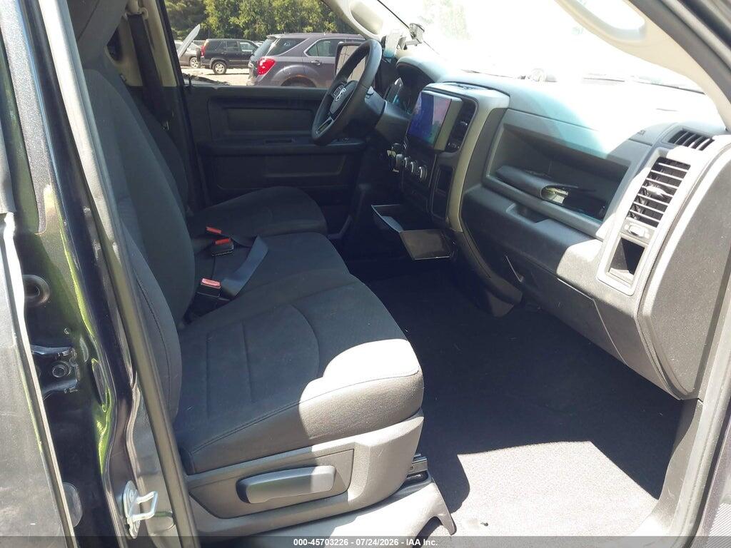 1C6RR6FG8JS349957 2018 RAM 1500 photo no. 5
