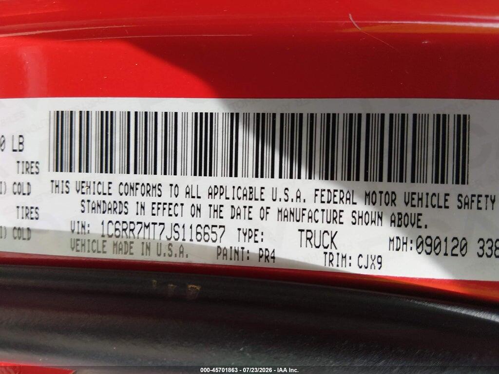 1C6RR7MT7JS116657 2018 RAM 1500 photo no. 9