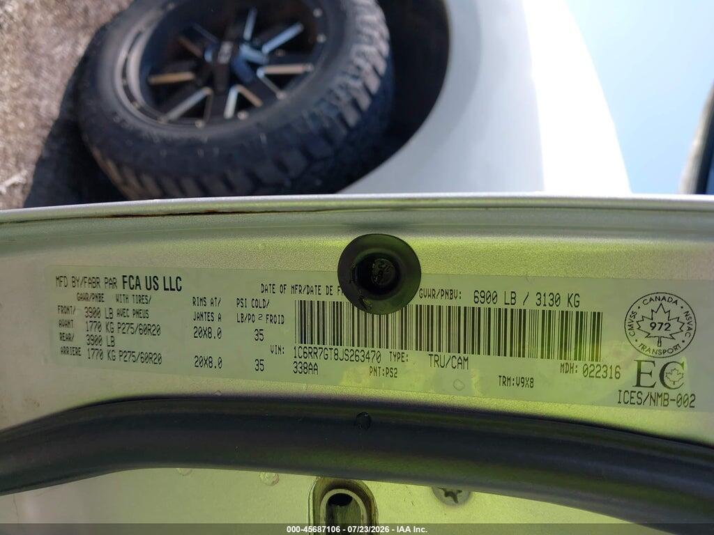 1C6RR7GT8JS263470 2018 RAM 1500 photo no. 9