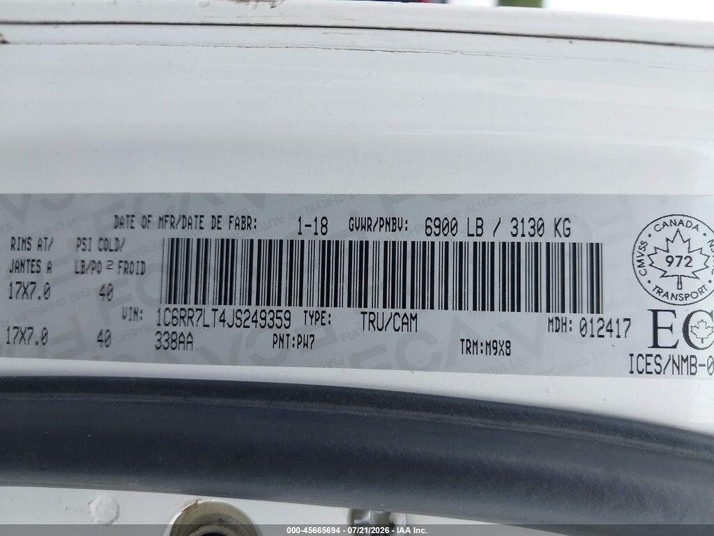 1C6RR7LT4JS249359 2018 RAM 1500 photo no. 9