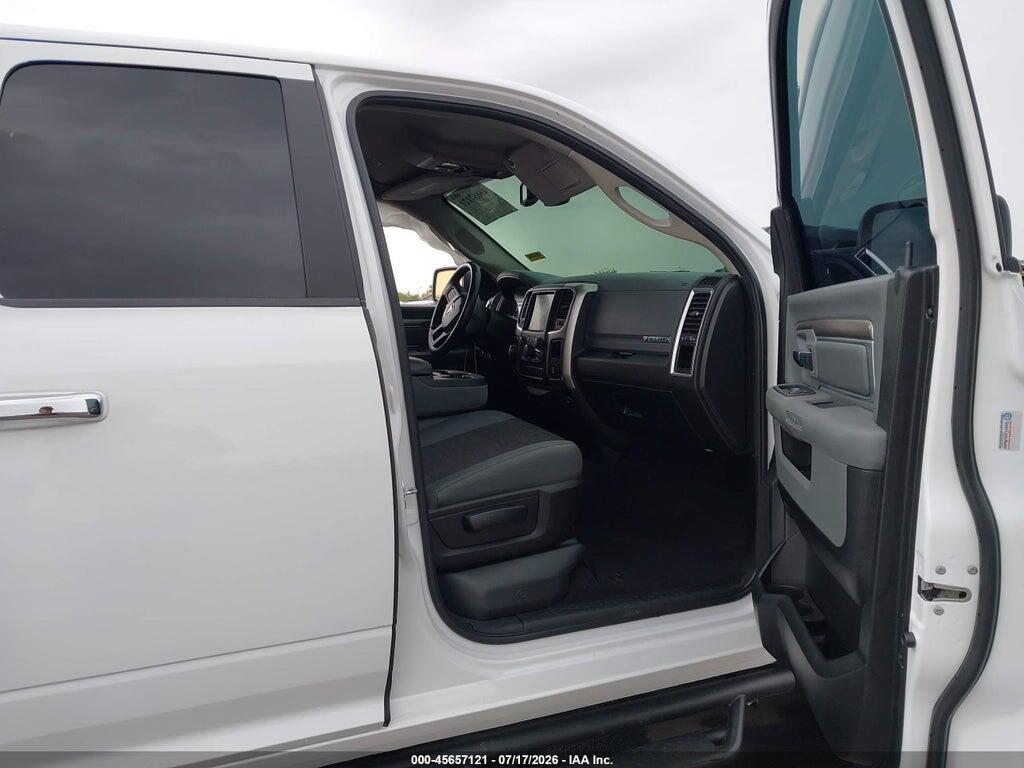 1C6RR7GT6JS281644 2018 RAM 1500 photo no. 5