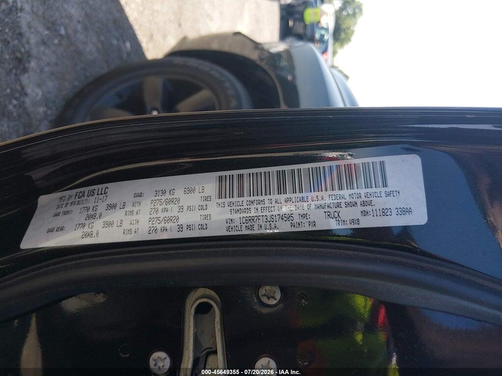 1C6RR7FT3JS174505 2018 RAM 1500 photo no. 9