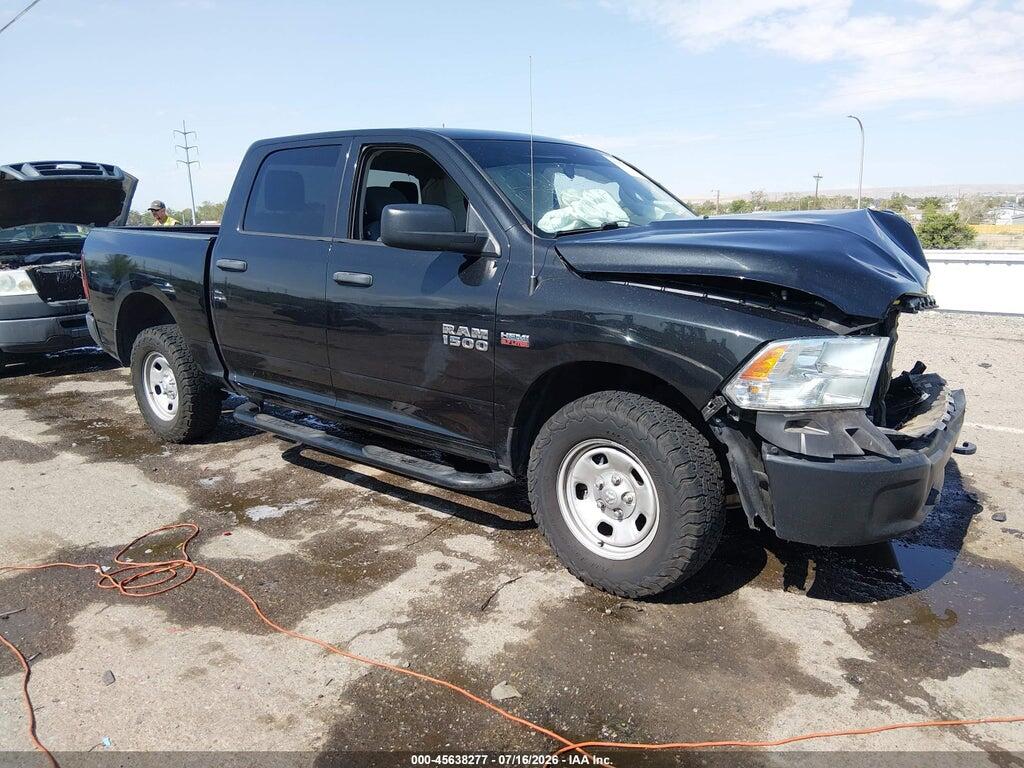 1C6RR7XT3JS236886 2018 RAM 1500 photo no. 1